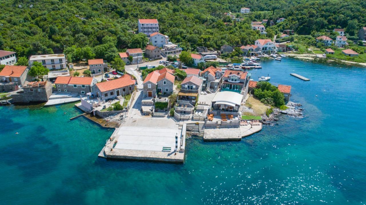 Villa Family House Bjelila Tivat Exterior foto