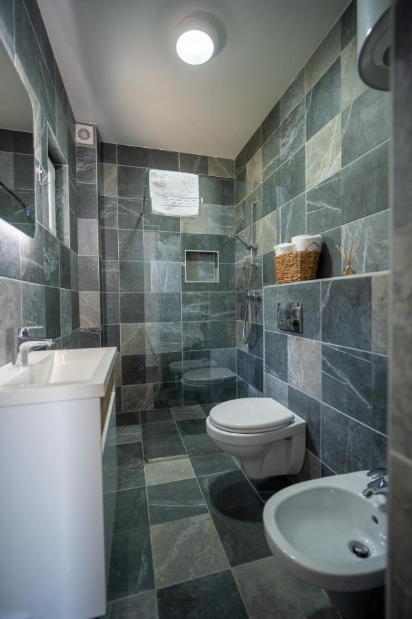 Villa Family House Bjelila Tivat Exterior foto